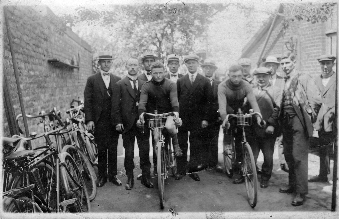 LGOG-lezing 'De geschiedenis van de sport in Limburg' door Clementine Wintraecken in Margraten