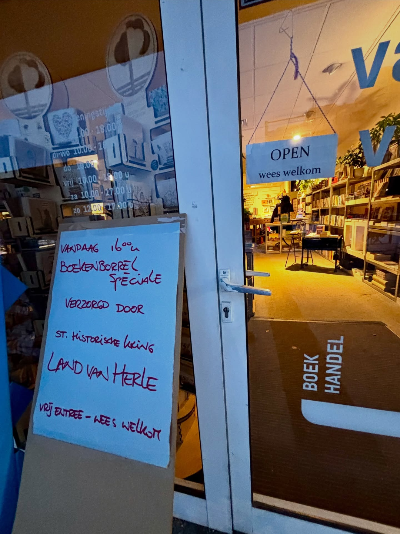 Historische Boekenborrel en nieuwjaarsbijeenkomst van de werkgroep van Het Land van Herle op 11 januari jl.
